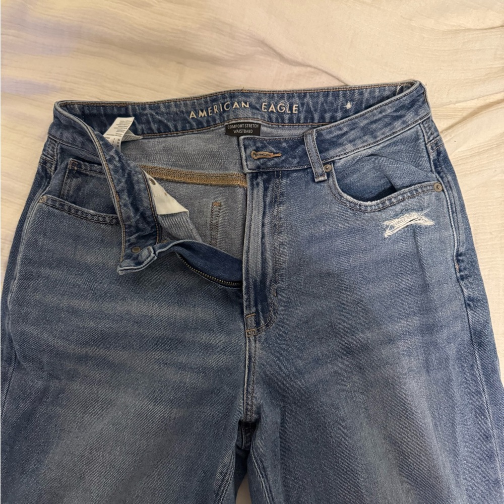 American Eagle Outfitters Women’s Blue Jeans